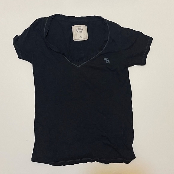Abercrombie T-shirt women’s XS wide neck - Picture 1 of 3